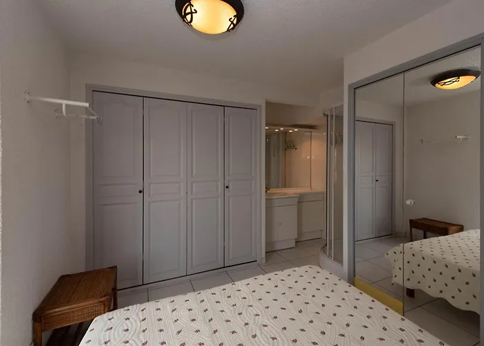 Le Lavandou, T2 Lumineux, Acces Direct Plage, Parking Prive - Fr-1-803-79 勒拉旺杜